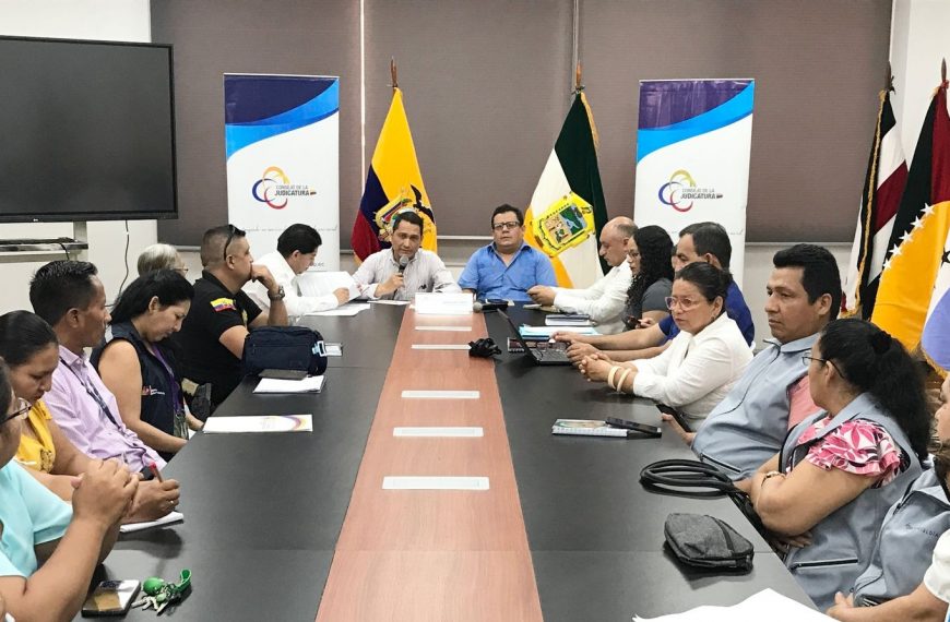 Mesa de Justicia y Género de Sucumbíos, acuerda fortalecer estrategias para la atención y prevención de violencia de género