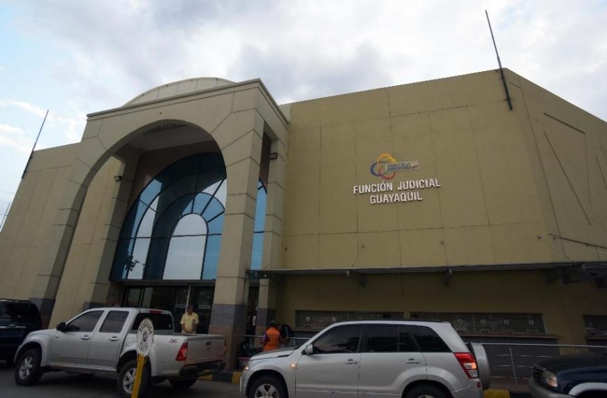 Avanzan trabajos de mantenimiento y rehabilitación en el Complejo Judicial Albán Borja en Guayaquil