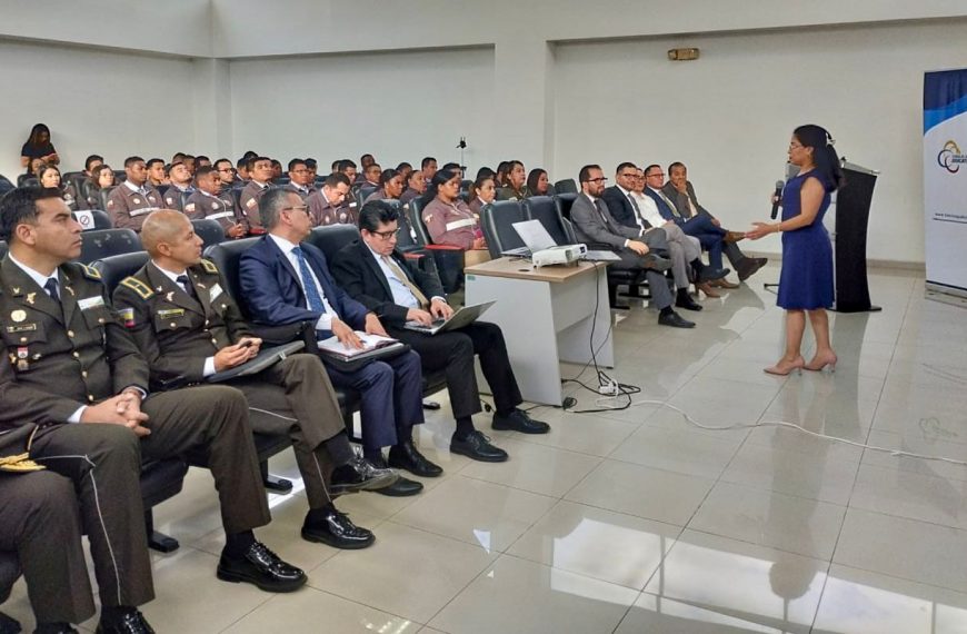 Judicatura inicia capacitación dirigida a alrededor de 1200 policías de Imbabura en procedimientos de flagrancia