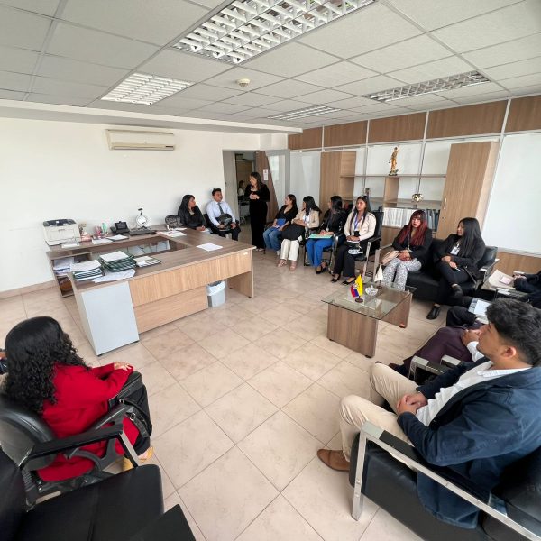 Egresados de Derecho iniciaron prácticas preprofesionales en Cotopaxi