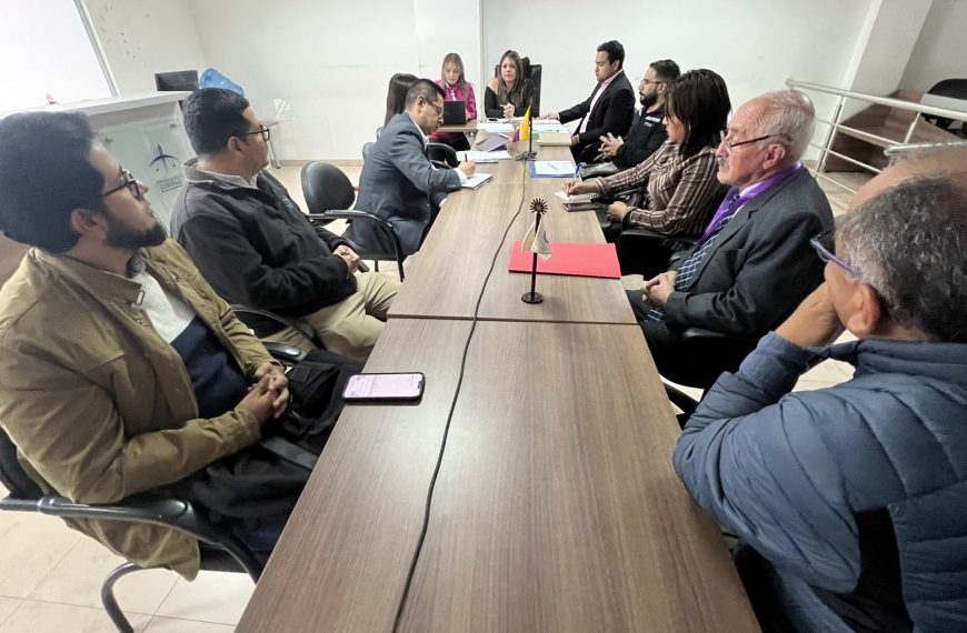 Segunda Mesa de Justicia y Género de Cotopaxi da seguimiento a compromisos y fortalece la coordinación contra la violencia