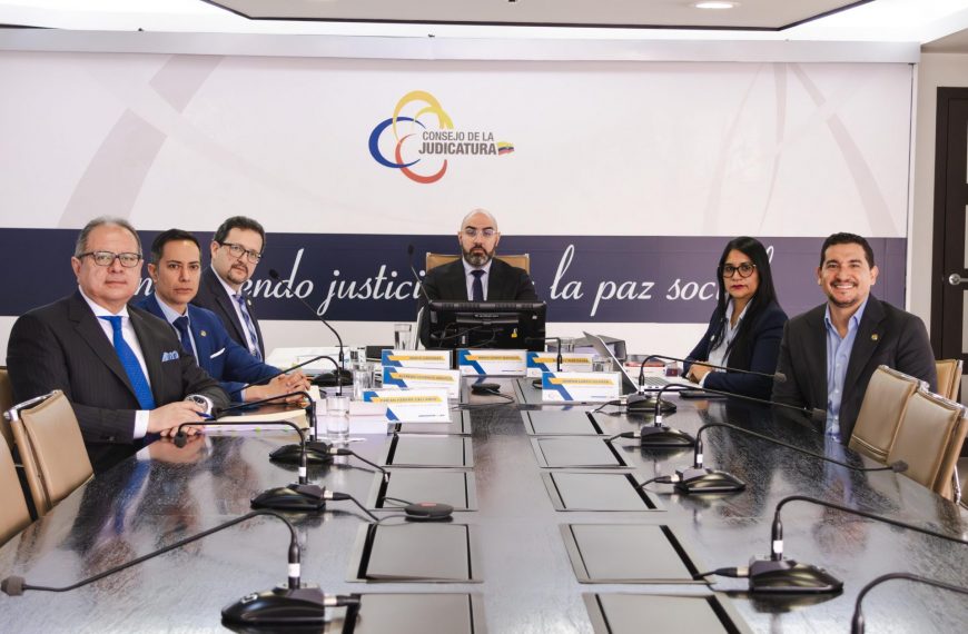 Consejo de la Judicatura suspende en sus funciones a un juez y destituye a un secretario de Fiscalía