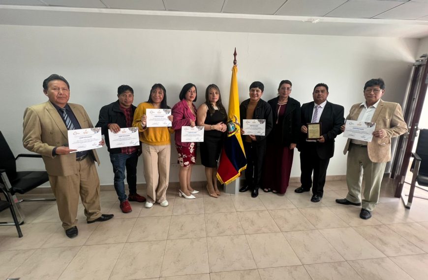 Juez de Paz Paúl Ramón fue reconocido por su buena práctica comunitaria en Cotopaxi