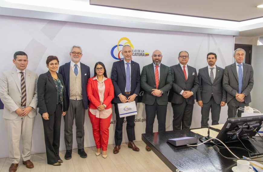 Autoridades del Consejo de la Judicatura se reunieron con el procurador antimafia italiano