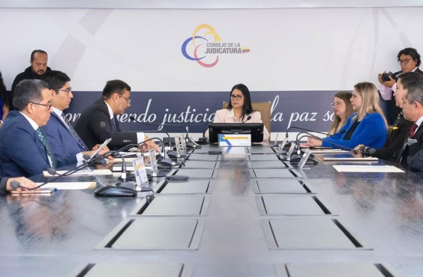 Ecuador y Perú impulsan cooperación judicial mediante programa de pasantías internacionales