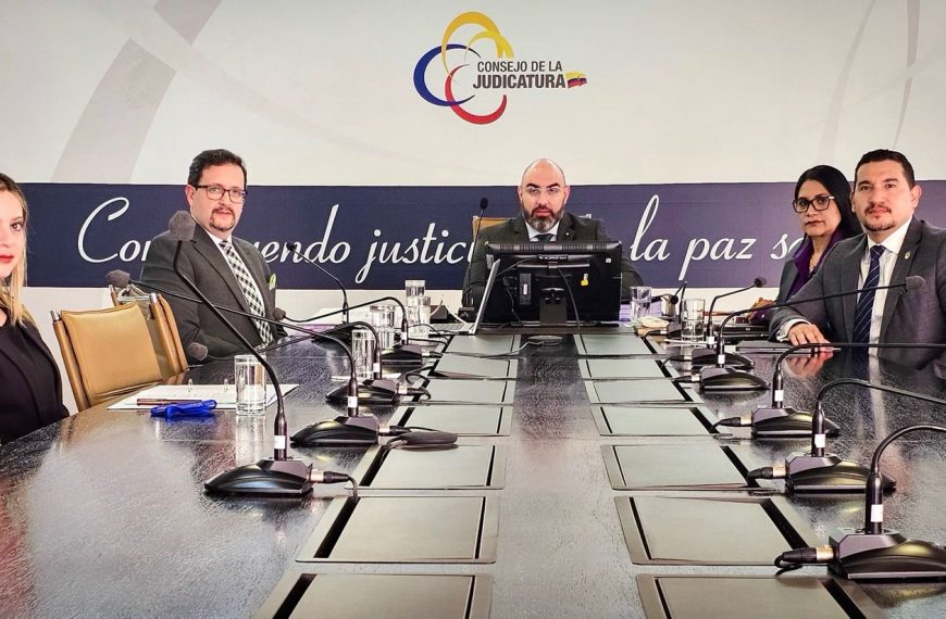 Trámites notariales por transferencia de bienes entre instituciones públicas serán gratuitos