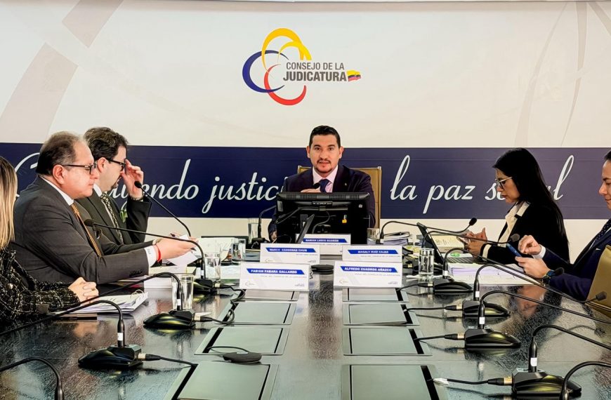 El Pleno aprueba medidas para agilizar causas y fortalecer la gestión judicial en Quito y Manta