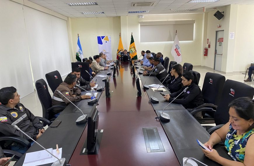 Mesa Técnica de Justicia y Género define acciones para fortalecer atención a víctimas en El Oro