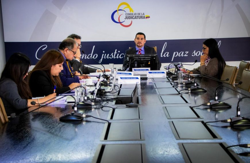 Jueces que, de forma irregular, fallaron en contra del Estado fueron destituidos