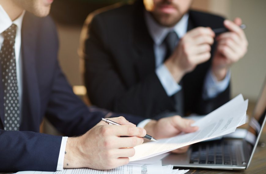 El proceso de acreditación para peritos en Genética y Psiquiatría permanece habilitado