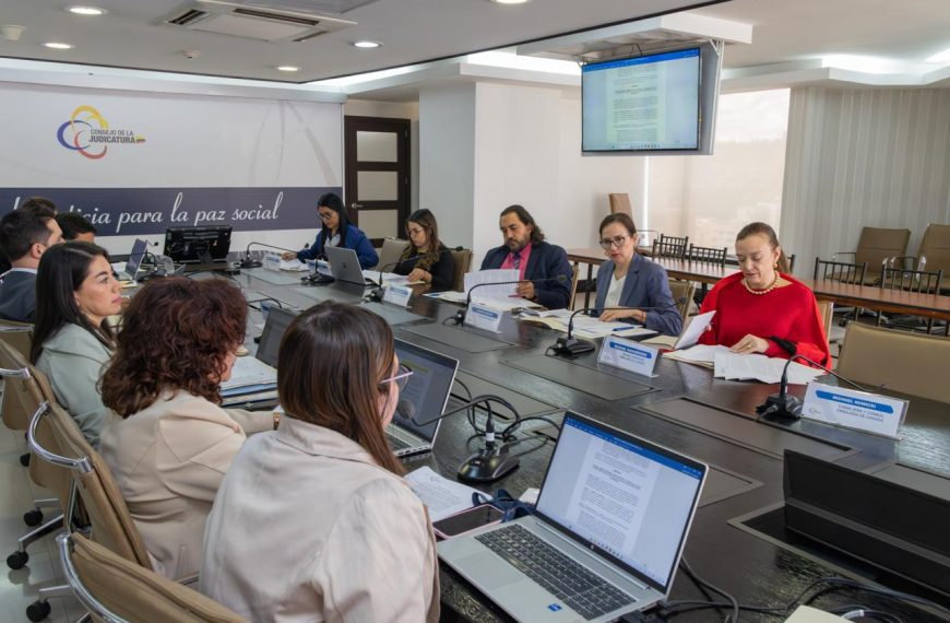 El Consejo de la Judicatura coordina acciones sobre sustracción internacional de menores junto a las embajadas de Canadá y Estados Unidos