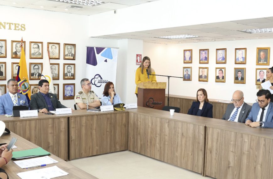 Guayas instala por primera vez la Mesa de Pluralismo Jurídico para fortalecer la coordinación entre la justicia ordinaria y la justicia indígena