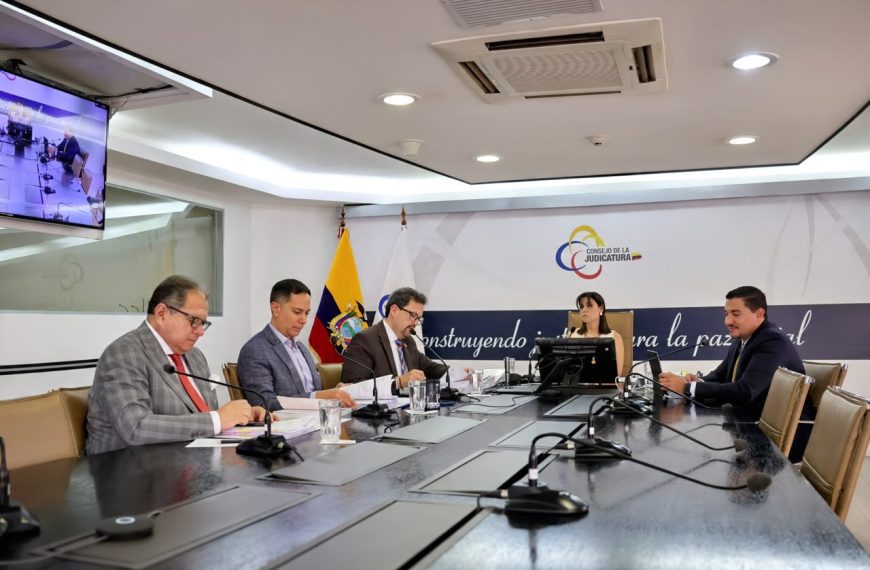 El Consejo de la Judicatura aceptó las renuncias de cuatro directores provinciales y remueve a uno